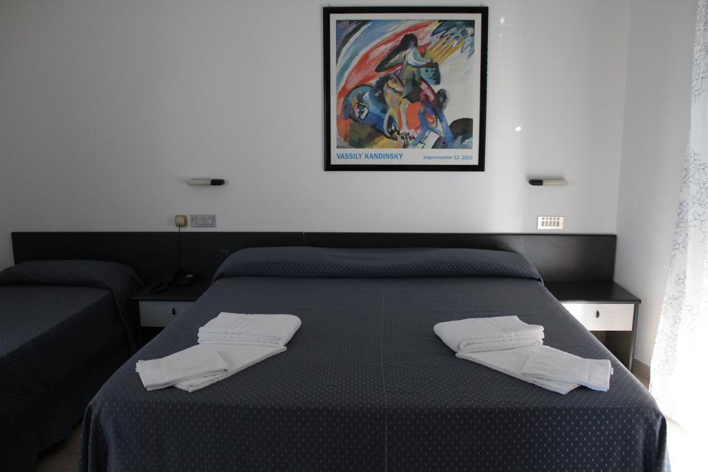 Hotel Grand Meeting Rimini Zewnętrze zdjęcie